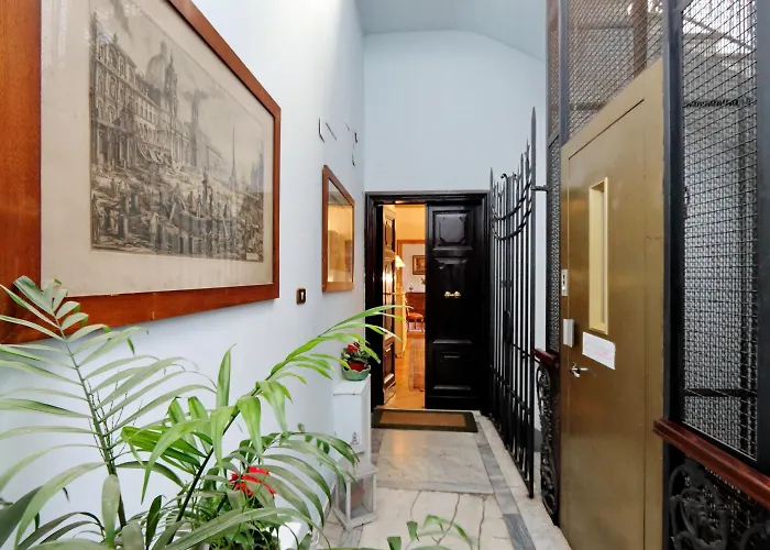 Treasurerome Daphne Terrace * Rome